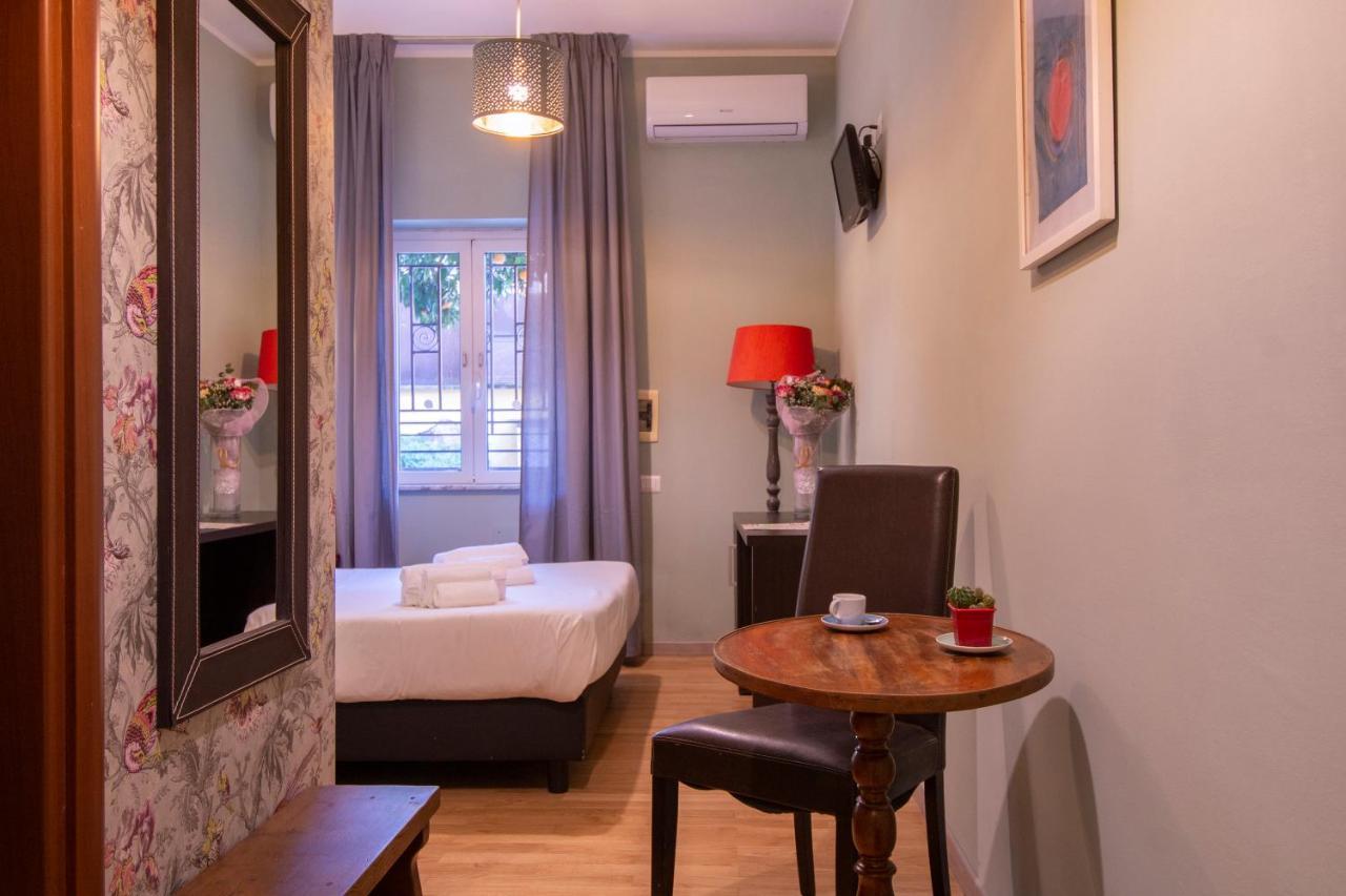 B&B Delle Camerie Rome Bagian luar foto